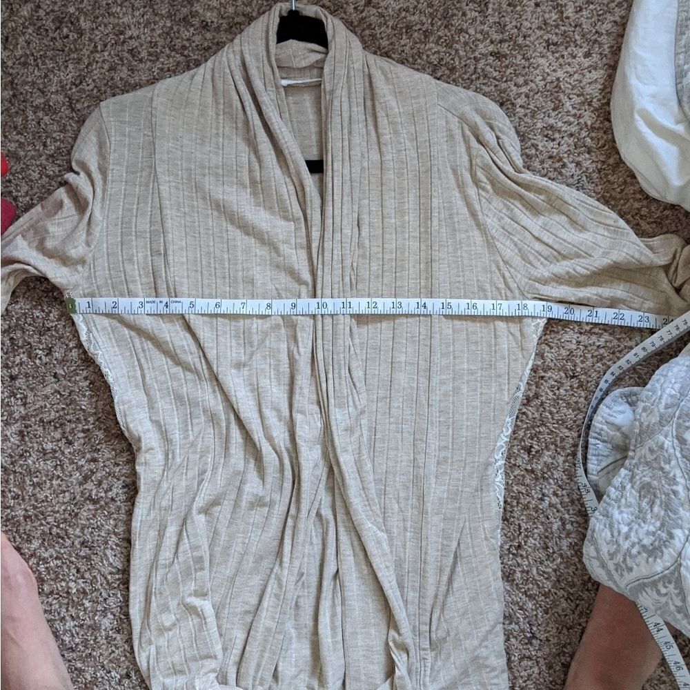 (August Mist) Tan Open Cardigan Lace Sides Small - Picture 3 of 8